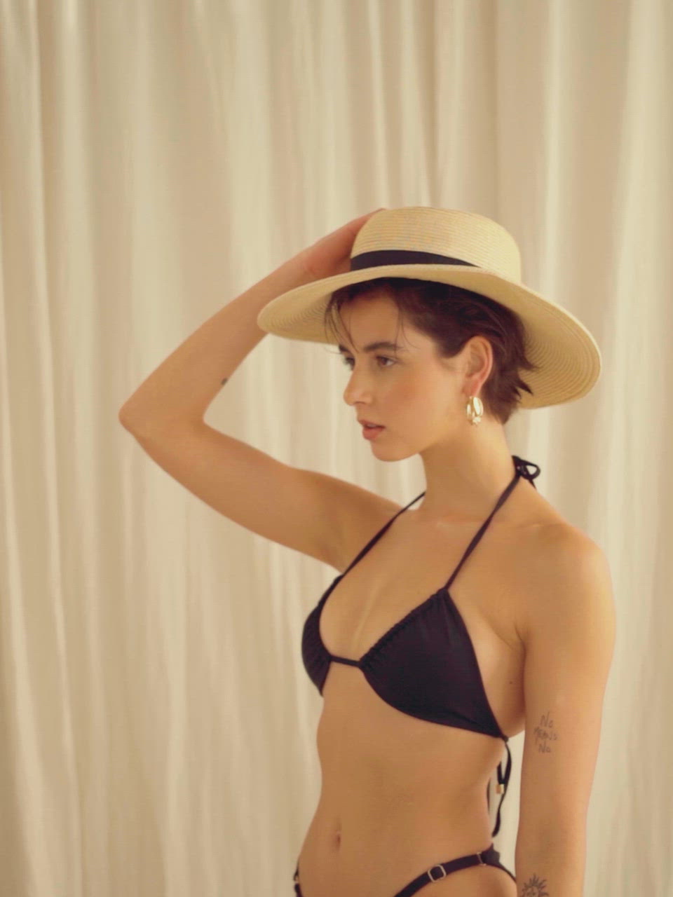 Try on Bikini schwarz recyceltem Stoff Palmar