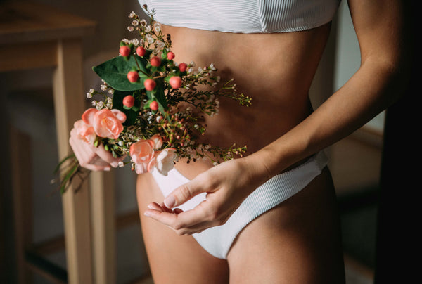 Palmar Swimwear Blogpost Bikini weiss mit Blumen