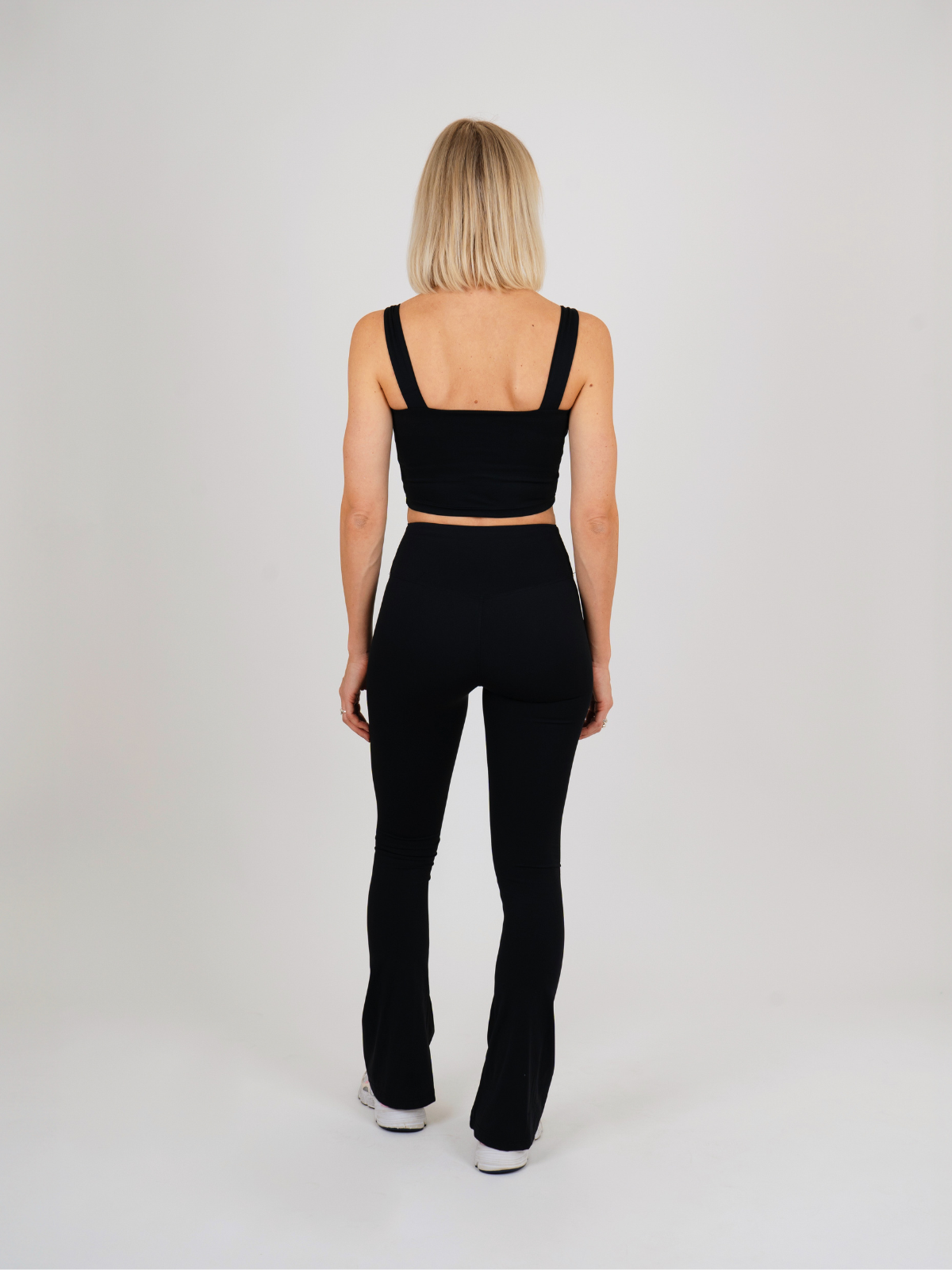 FLARED PILATES LEGGINGS - Black